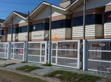 Casa · 84m² · 2 Quartos · 1 Vaga · Sobrado em Trmandai com 2 suirtes, 2 banheiros, 1 vaga, churrasqueira e varanda.