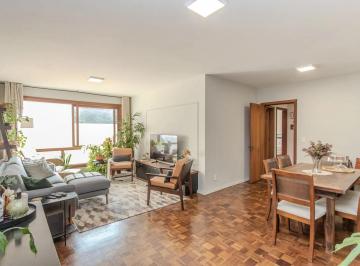 Apartamento · 114m² · 3 Quartos · 1 Vaga · Apartamento de 3 dormitórios e vaga no bairro Petrópolis