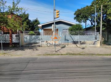 Casa · 110m² · 3 Quartos · 3 Vagas · Casa térrea 3 dormitórios, 2 vagas cobertas as demais descobertas bairro cristal