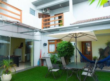 Casa · 308m² · 3 Quartos · 2 Vagas · Casa 3 quartos mobiliada a venda próximo ao centro de Canoas