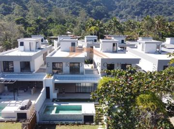 Imagem do Imóvel · Casa pé na areia em condomínio fechado com 5 suítes, jardim e piscina