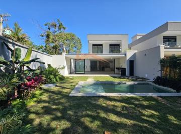 Imagem do Imóvel · Casa de condomínio pé na areia com 4 suítes, jardim e piscina