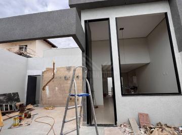Casa Para Vender com 3 quartos 1 suítes no bairro Canelas · Casa Para Vender com 3 quartos 1 suítes no bairro Canelas
