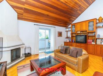 Casa · 226m² · 4 Quartos · 4 Vagas · Casa com 4 quartos e 4 vagas no Água Verde