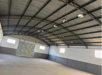 Comercial · 200m² · 4 Vagas · Galpão comercial para locação de 770m² | 02 banheiros e 04 vagas de garagem | Chácaras Reunidas | Sã