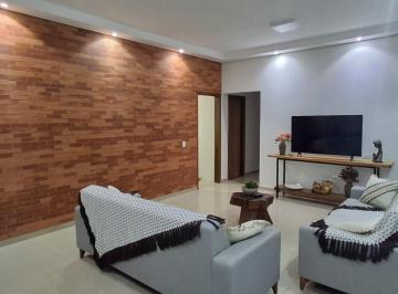 Rural de 3 quartos, Ceilândia · INCRA 9 - Vd linda chacara 3qts, 2 stes - Ceilandia - DF