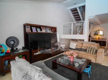 Casa · 210m² · 3 Quartos · 2 Vagas · Sobrado com 03 quartos á venda ou locação no Jardim Utinga - Santo André/SP