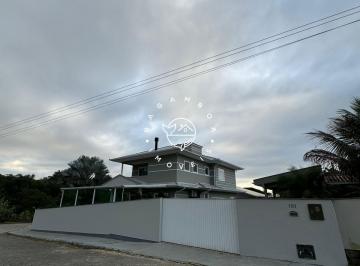 Casa · 457m² · 4 Quartos · 4 Vagas · 🏡 Casa de Alto Padrão em Caldas da Imperatriz
