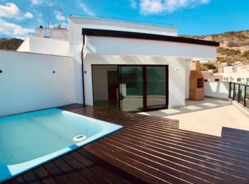 Apartamento · 240m² · 4 Quartos · 3 Vagas · Cobertura em Charitas, Niterói/RJ de 240m² 4 quartos à venda por R$ 2.200.000,00 ou para locação R$ 