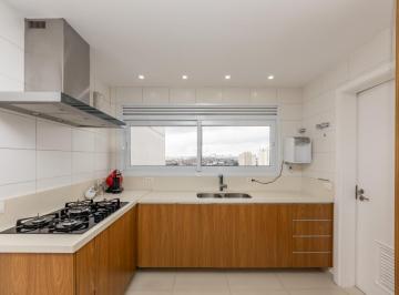 IMG_20260623_181548_000.jpeg · Aconchegante apartamento para venda em Vila Hamburguesa com 3 quartos, sendo 3 suítes, 187m² - remax