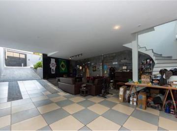 IMG_20260622_091511_000.jpeg · Deslumbrante casa para venda em Vila Anglo Brasileira com 6 quartos, sendo 1 suíte, 370m² - remaxfro