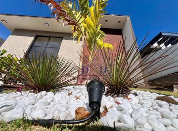 b4d9b889b4bf519c797b19758f0eef5a46bcc654 · Casa com 3 dormitórios à venda, 185 m² por R$ 1.580.000,00 - Condomínio Terras de Atibaia I - Atibai