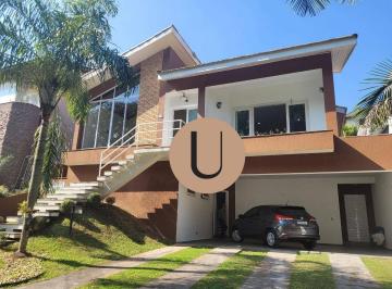 2e616e155c0df450c5dbd6655082c4b879fa3add · Casa em rua tranquila, 3 quartos