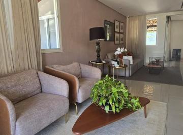 Casa · 374m² · 4 Quartos · 4 Vagas · Casa Padrão 4/4 Sendo 2 Suítes em Piata