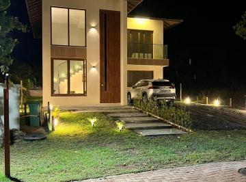 Casa · 265m² · 4 Quartos · 2 Vagas · Casa Alto Padrão 4/4 Sendo 4 Suítes em Costa do Sauipe