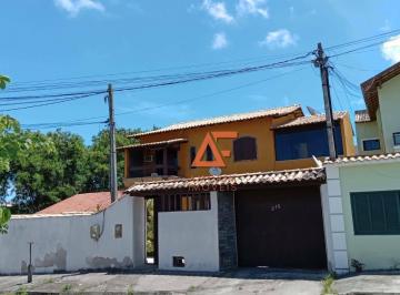 aecf8c18eb47b0203ce0fe1807b1f5d264b41fc2 · Casa com 5 dormitórios à venda, 208 m² por R$ 1.050.000,00 - Centro - São Pedro da Aldeia/RJ