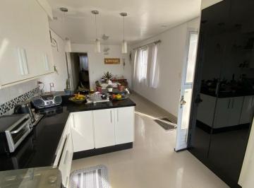 Casa · 255m² · 3 Quartos · Casa à venda - no Parque Maria Domitila