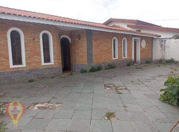 5ac1ad9d4fdccbfb0002501c7ec9f73b84c14c3f · Casa á venda Condomínio Rancho Dirce