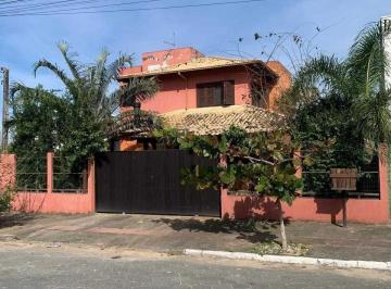 Casa · 166m² · 3 Quartos · 2 Vagas · Casa em Areias da Palhocinha, Garopaba/SC