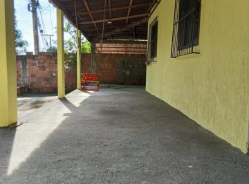 Casa de 2 quartos, São Gonçalo · Casa de 2 quartos com quintal e 2 vagas - Tribobó - São Gonçalo - RJ