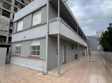 Apartamento · 49m² · 2 Quartos · Apartamento na Avenida em Tramandaí