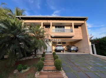 Casa · 400m² · 4 Vagas · Sobrado - Aeroporto