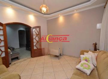 Casa · 115m² · 4 Quartos · 2 Vagas · Ótima oportunidade para quem busca uma casa ampla, com sala de 2 ambientes, acabamento fino em gesso