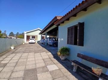 Casa · 277m² · 5 Quartos · 4 Vagas · Casa com 5 dormitórios, piscina e 4 vagas de garagem, no bairro São José