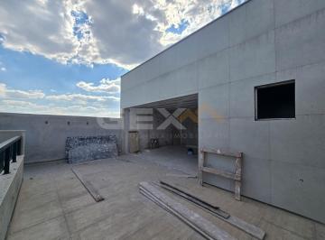 Apartamento · 230m² · 3 Quartos · 3 Vagas · Cobertura duplex à venda no Centro, 3 quartos, 1 suíte e espaço gourmet.