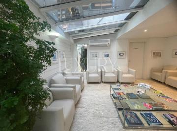 1 · Casa com 185 m², à venda no bairro Vila Nova Conceição.