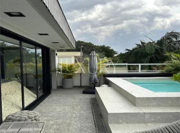 1 · Cobertura com 240 m², 3 quartos sendo 2 suítes à venda no bairro Alto De Pinheiros.