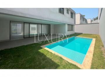 1 · Casa de condomínio com 719.75 m², 4 quartos sendo 4 suítes à venda no bairro Jardim Cordeiro.