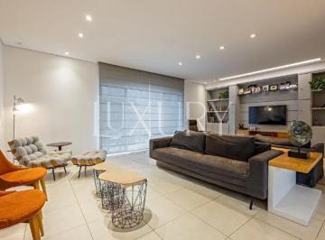 1 · Casa Térrea Luxuosa a venda no Alto de Pinheiros - Conforto, Espaço e Localização Privilegiada