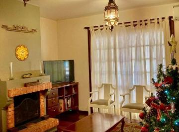 652856_i2638q7294_652856673f9712a1aa0.jpg · Apartamento alto padrão, 2 quartos, à venda, no centro de Gramado