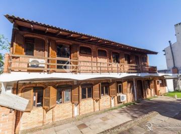 163339_itT17K64RfJq007Ldjn1_1633395cc06ccee2741.jpg · Incrível casa disponível para venda na charmosa Vila Assunção, em Porto Alegre. Com uma localização