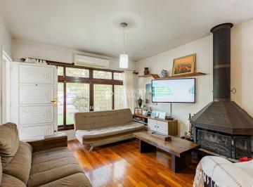 725724_i5IUz5766R66639_7257246890ecb80fc1f.jpg · Casa Confortável com 3 quartos (1suíte master)