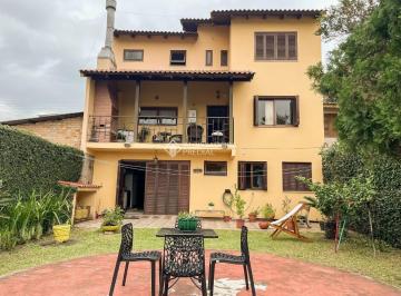 Casa · 286m² · 3 Quartos · 4 Vagas · Casa com 3 quartos, suíte e 4 vagas de garagem à venda na rua Mário Totta