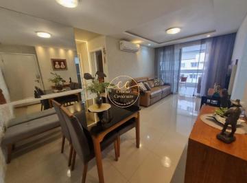 Foto 01 · Apartamento de Luxo na Barra da Tijuca - 2 quartos, 1 suíte, 85m², varanda gourmet e vista para a la