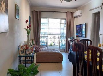 Apartamento · 91m² · 2 Quartos · 1 Vaga · Apartamento à venda no Vila Belmiro em Santos.