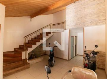 Casa · 130m² · 3 Quartos · 4 Vagas · Casa para Aluguel - Piratininga, 3 Quartos, 130 m² - Niterói