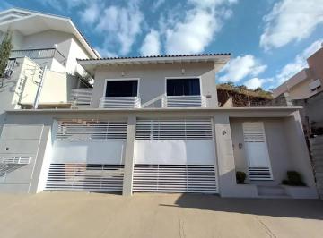 FACHADA · Casa à venda próxima ao centro de Poços de Caldas