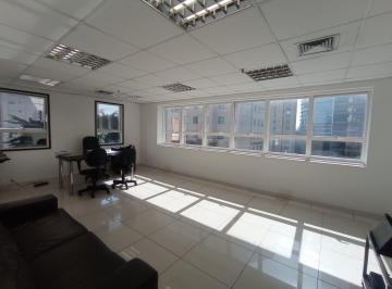 Comercial · 235m² · 5 Vagas · Conjunto comercial  a venda, com 5 salas, 235,45m2. 5 vagas.