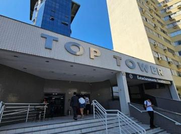 02df6bb4513be534eef9b4e5885851b48321bae2 · À venda | Sala Comercial com 33 m² - Ed. Top Tower, Centro de Florianópolis.