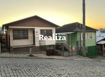 Casa · 2 Quartos · 3 Vagas · Casa à venda no bairro Medianeira - Caxias do Sul/RS