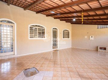 Casa · 120m² · 3 Quartos · 2 Vagas · TH33099 - QE 15, Guará II - Excelente Casa com 03 quartos, 120m². Agende a sua visita!