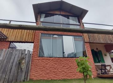 Rural de 2 quartos, Joanópolis · Chácara com riacho vista para montanhas