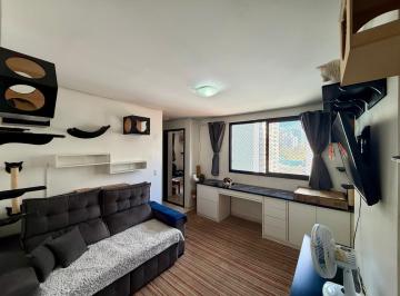 Apartamento de 2 quartos, Águas Claras · Apto de 2 quartos c/ 1 suíte, 57 m², armários planejados, 1 vaga.