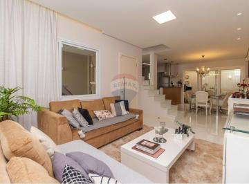 Casa · 180m² · 3 Quartos · 3 Vagas · Sobrado 180 m² com 3 suítes (2 com banheira+varanda), área gourmet c/ churrasqueira, 3 vagas – a 500