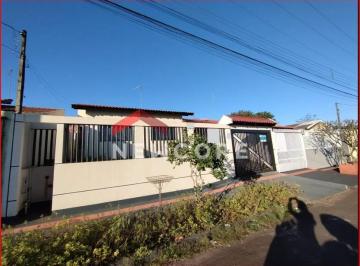 Casa · 150m² · 3 Quartos · 4 Vagas · Casa em  Rua Vitório Sborgi - Colúmbia - Londrina/PR