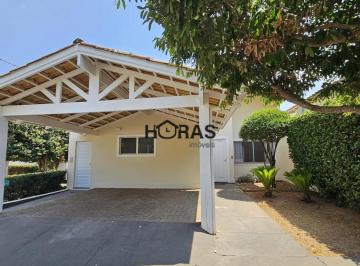 Foto 01 · Casa em Condominio Despraiado. 3 quartos, 1 suíte, 1 sala, 2 banheiros,